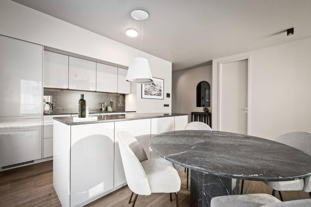 Private Lux 2Br & 2Ba City Center With Free Parking Reykjavík Exterior foto